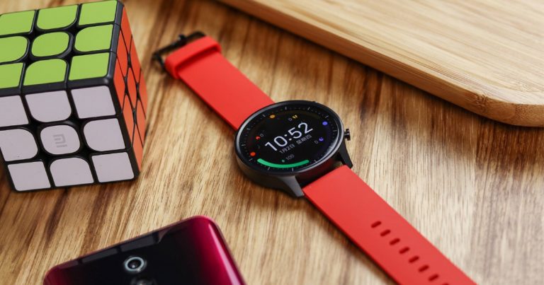 Európába jön a Xiaomi Mi Watch Color, ráadásul még olcsó is lesz