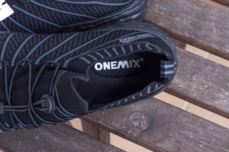 ONEMIX All Black cipő teszt 6