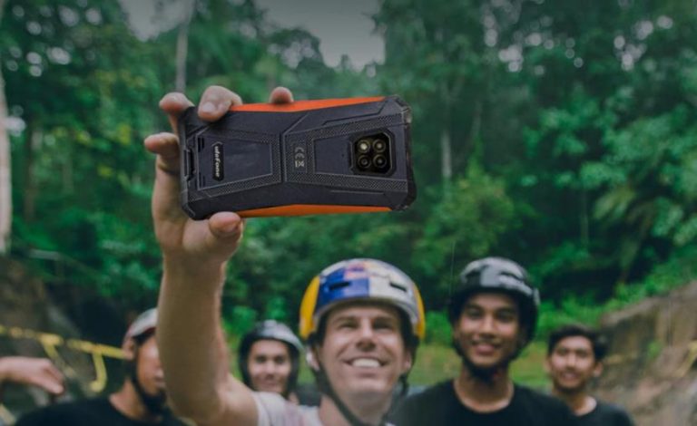 Okosóra jár ajándékba az Ulefone Armor 8 Pro strapatelefonhoz