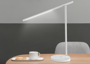 Qi töltős okos asztali lámpa a Digootól 7700 forintért