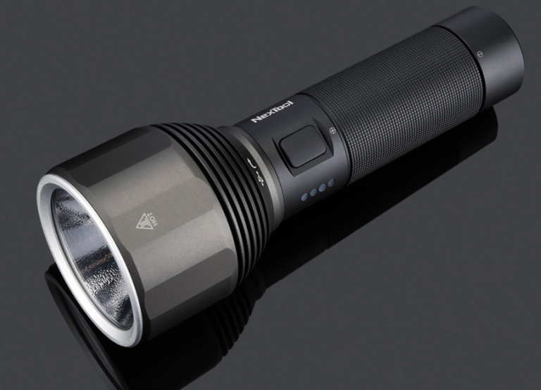 Akciósan rendelhető a Nextool 2000 lumenes, bivalyerős lámpája