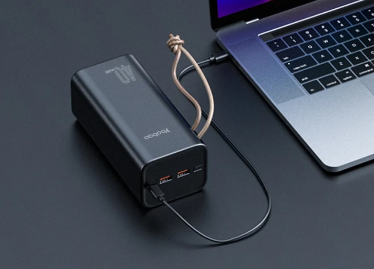 40 000 mAh-s Yoobao powerbank kapható Banggoodon