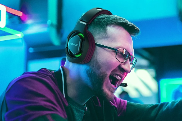 6000 forintot sem kérnek az Airaux gamer fejhallgatóért