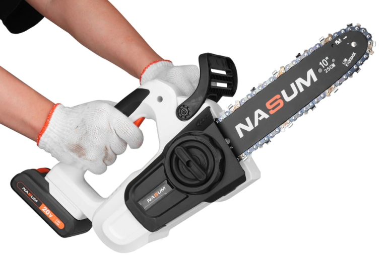 Nasum aksis láncfűrész érkezett 25 cm-es vágólappal
