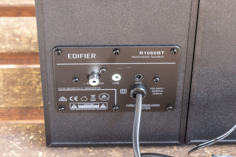 Edifier R1080BT sztereó hangfal teszt 8