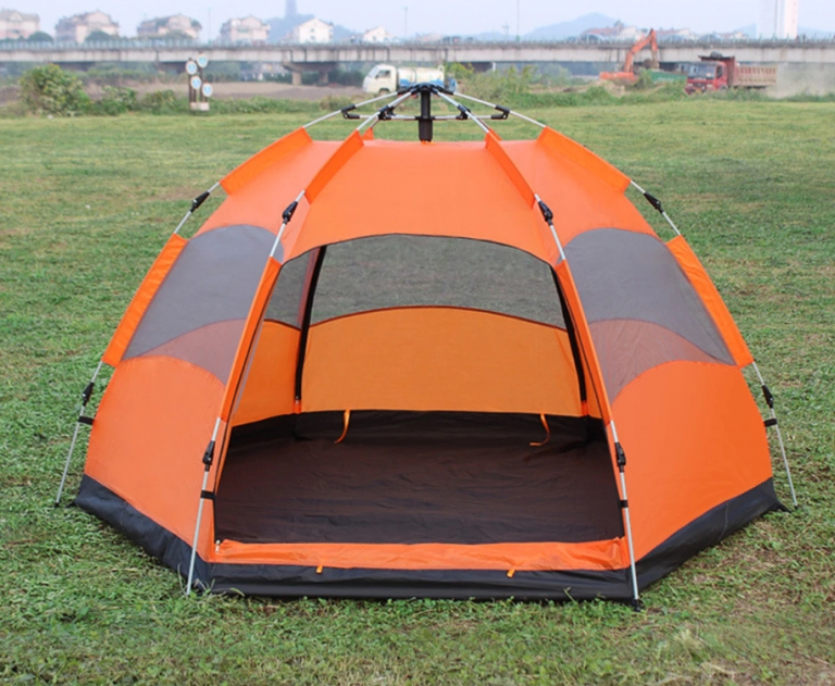 Négyszemélyes, gyorsan felállítható sátor 20 000 forintért 3