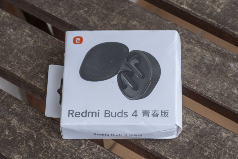Xiaomi Redmi Buds 4 Lite semi in-ear fülhallgató teszt 2