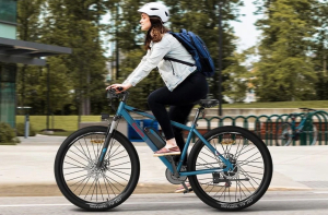 Felújított Eleglide M1 elektromos bicikli is kapható