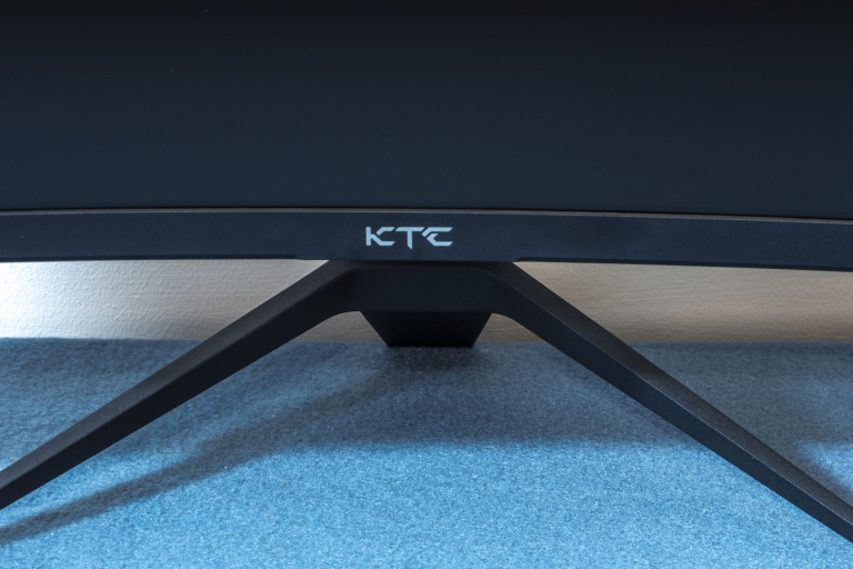 KTC H32S17 hajlított monitor teszt 7