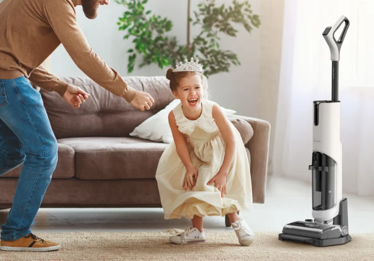 Midea X8 száraz-nedves porszívó kiegészítőkkel olcsón