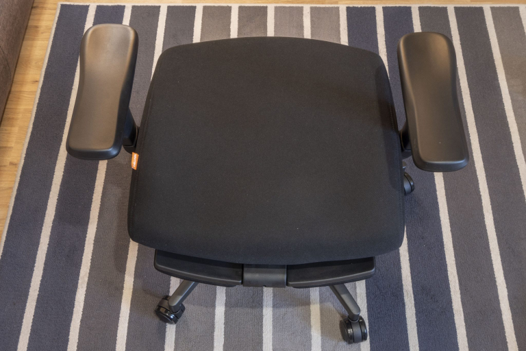 NEWTRAL MagicH-BP ergonomikus szék teszt 10