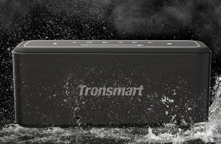 Nem kopik a Tronsmart Element Mega Pro hangszóró fénye