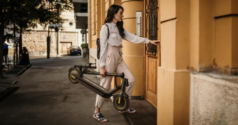 Az Engwe Y10 e-roller tovább bírja, mint gondolnád