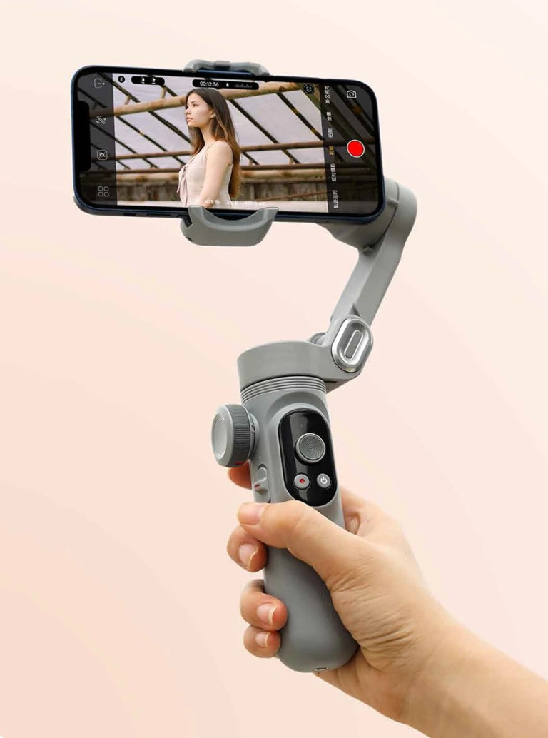 Aochuan Smart X Pro gimbal – rázkódás helyett stabilizálás 2