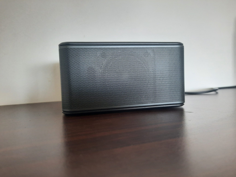Ultimea Poseidon D60 soundbar teszt 18