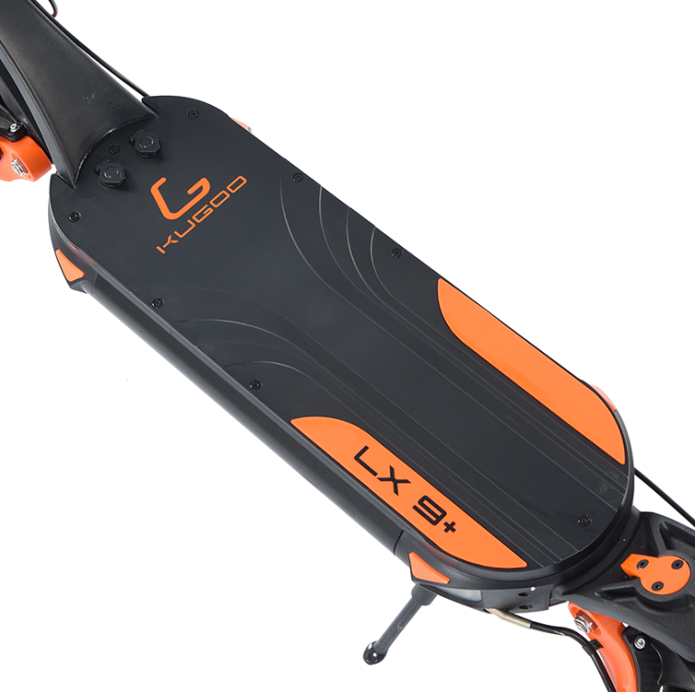 Két motor, egy küldetés: Kugoo LX9+ elektromos roller 8