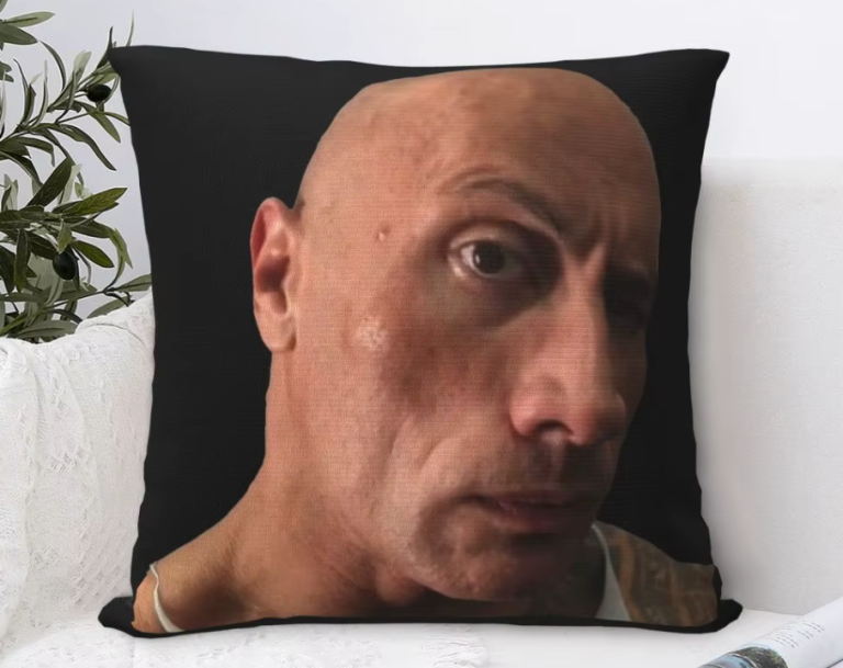 Egy kattintásra a szégyentől: Dwayne „Párnán” Johnson 2