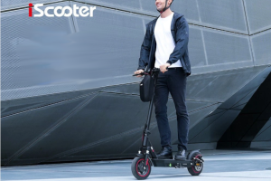 iScooter i10 e-roller – Két keréken, sok wattal, kuponnal