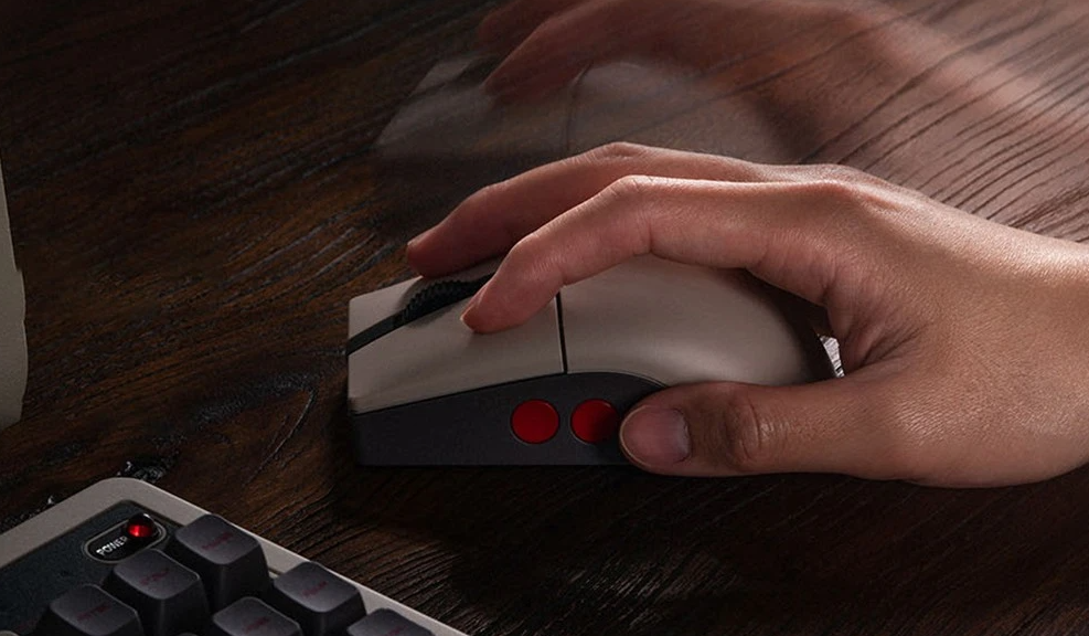 8BitDo Retro R8 egér– A múlt dizájnja, a jövő ereje 1