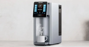 Tiszta vizet a pohárba a Hydrofast W100 víztisztítóval
