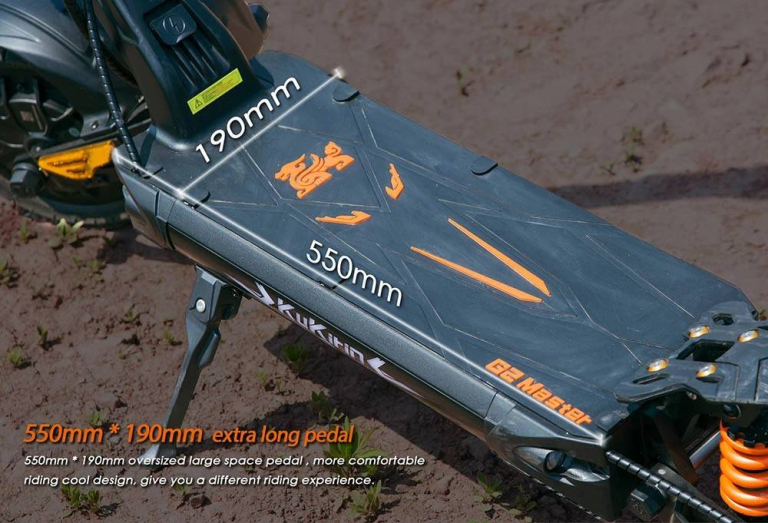 KuKirin G2 Master: brutál e-roller komoly arcoknak 10
