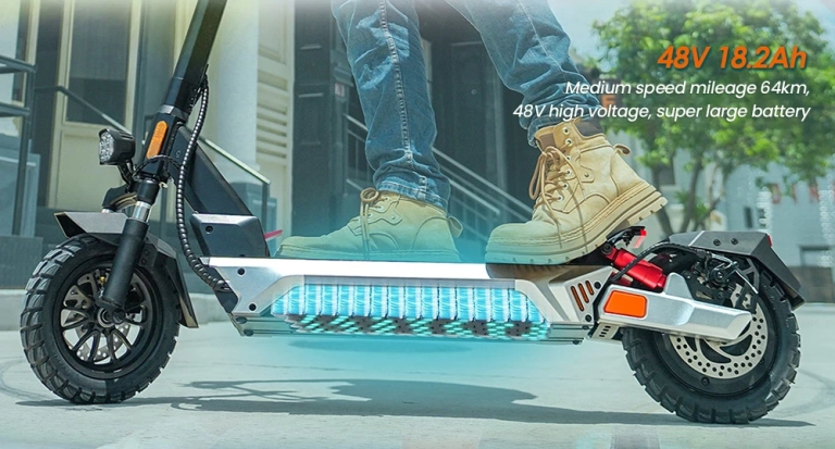 KuKirin M4 Max e-scooter: 800 watts, 45 km/h, and you 13