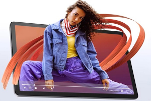 Lenovo M11 tablet: repülőre, kanapéra, életre