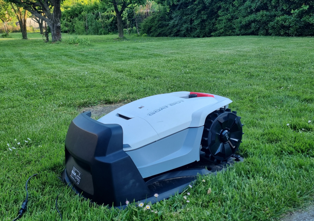 Goat Bot Unicut H1 robotfűnyíró teszt 1