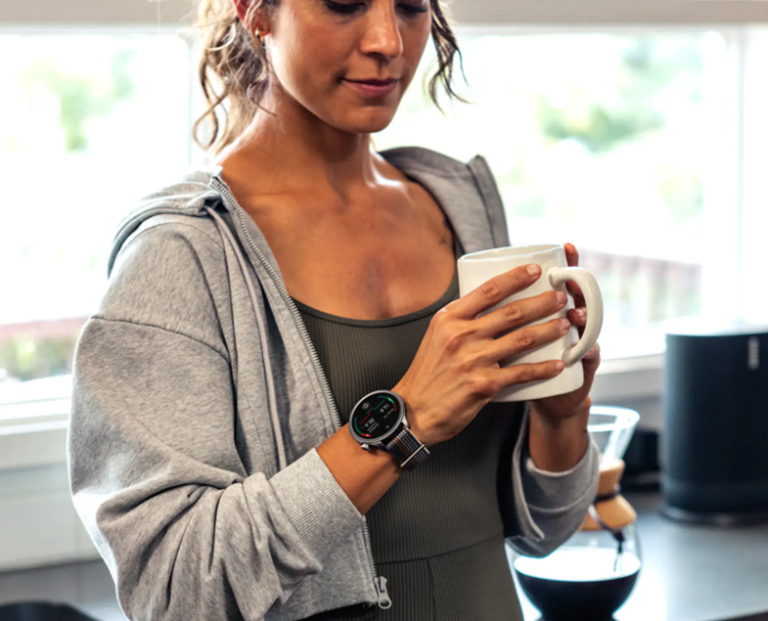 Kifinomult külső, tudományos belső: Amazfit Balance 4