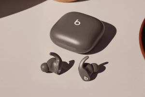 Apple Beats Fit Pro: zajszűrés és ütős hang – fél áron?!