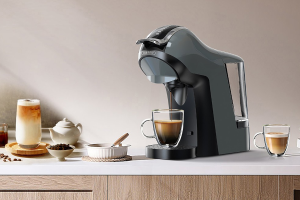 The new HiBREW H17 works with intelligent capsule recognition