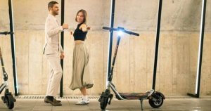Erő, stílus és hatótáv: ezt tudja a Kukirin A1 e-roller