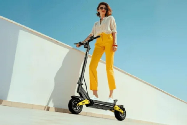 Leesett az ára, de nem a teljesítménye – OOTD S10 roller 1
