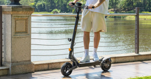 Szabadság két keréken: Ausom L1 elektromos roller