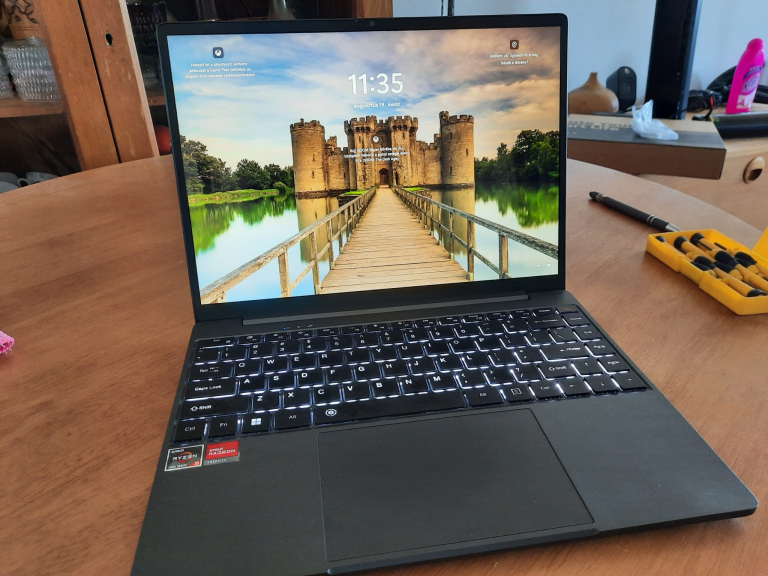Chuwi CoreBook X 7430U laptop teszt 2