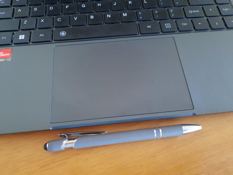 Chuwi CoreBook X 7430U laptop teszt 14