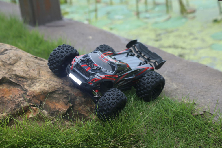 Hyper Go MJX: az RC buggy, aminek meg se kottyan a 70 km/h 2