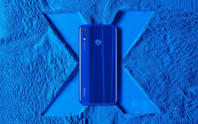 Telefon fillérekért? Igen, a Honor 8X még mindig ütős