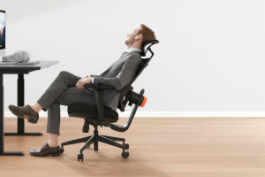 NEWTRAL MAGICH003 forgószék – A hátfájást megelőző fegyver
