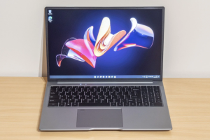 Ninkear N16 Pro laptop: best buy a Banggood szülinapján