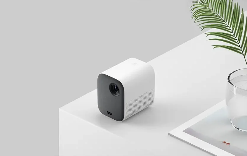 Prueba 1 del proyector inteligente Xiaomi Mi Smart Compact