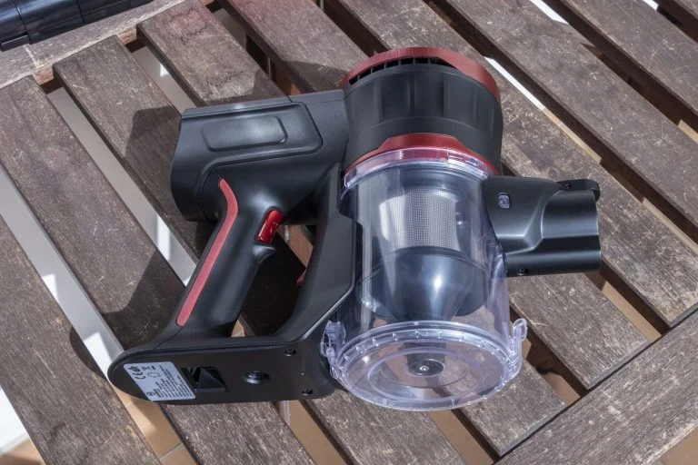 Prueba 17 de la aspiradora vertical Moosoo K15