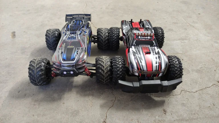 Prueba 08 de los coches de control remoto Xinlehong Spirit y Eachine EAT13