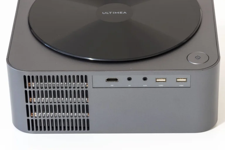 Prueba 40 del proyector Ultimea Apollo P11