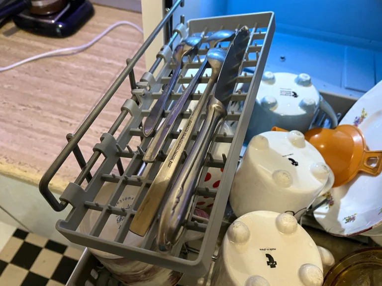 Prueba 1 del lavavajillas portátil BlitzHome BH-CDW25