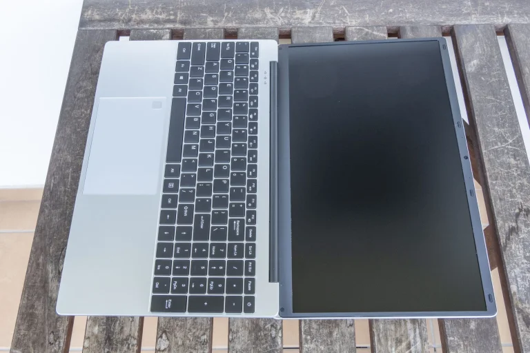 Ninkear N15 Air travel notebook test 9