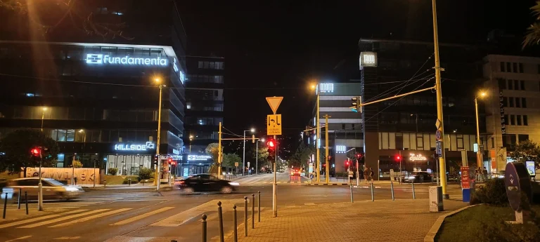 Prueba del teléfono inteligente OnePlus Nord CE4 Lite 5G 105