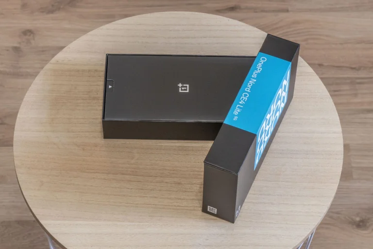 Prueba del teléfono inteligente OnePlus Nord CE4 Lite 5G 10