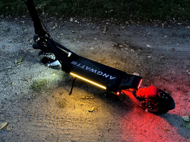 Essai 1 de la trottinette électrique ANGWATT CS29