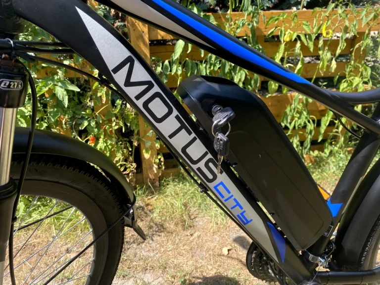 Test de vélo électrique Motus City MYT2022 14